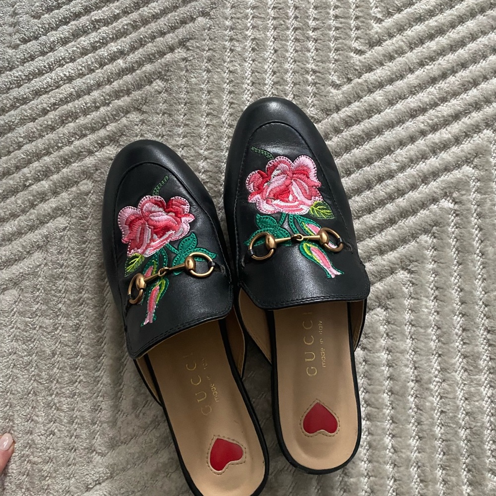 Black Slides w flowers and gold buckle